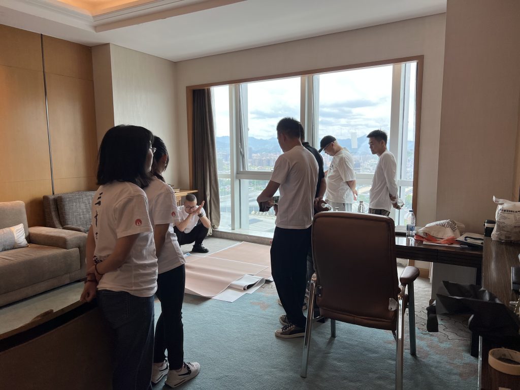 南版新設(shè)計亮相永康門業(yè)展